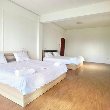 115 Townhouse Hotel Ban Khlong Krang Luaran gambar
