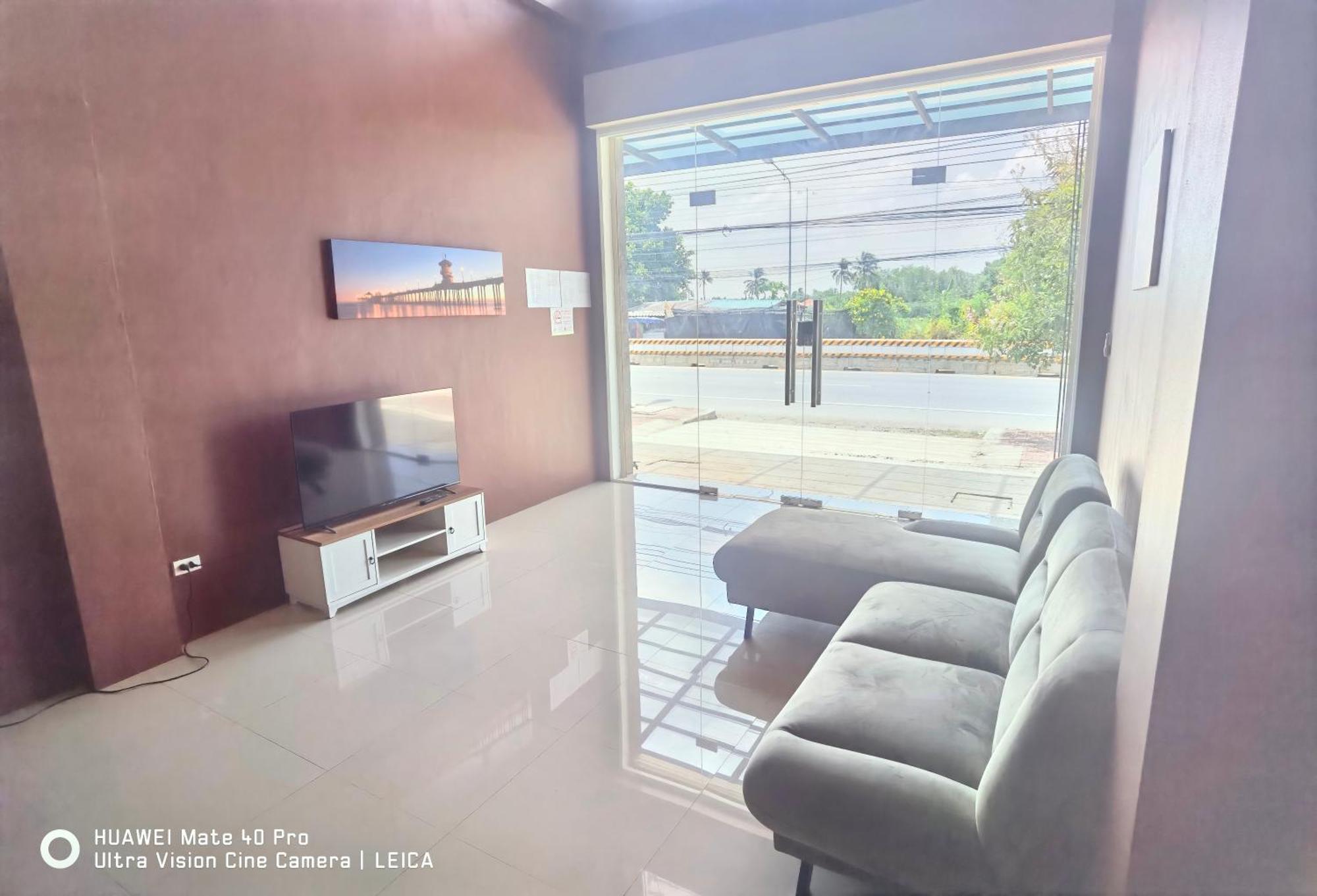115 Townhouse Hotel Ban Khlong Krang Luaran gambar