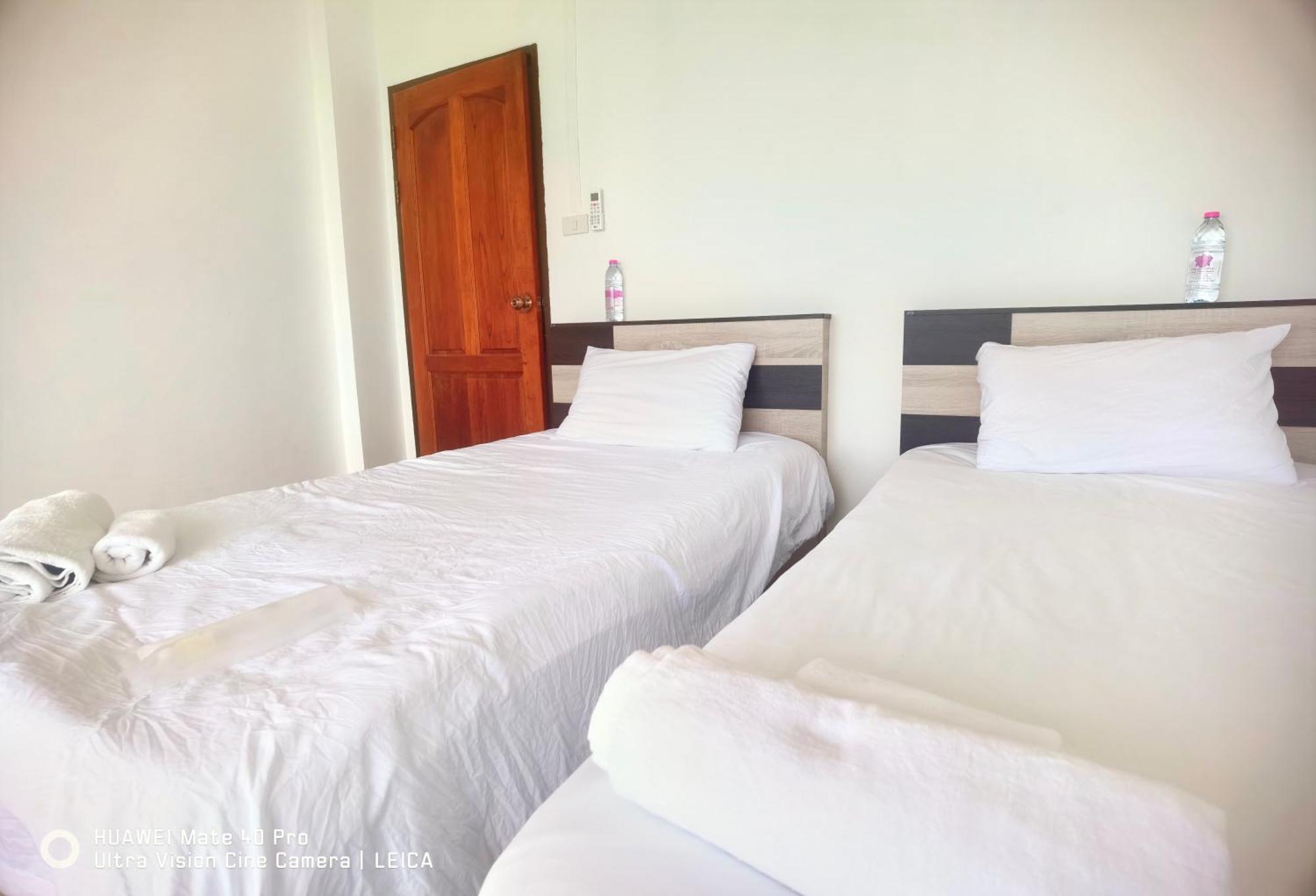 115 Townhouse Hotel Ban Khlong Krang Luaran gambar