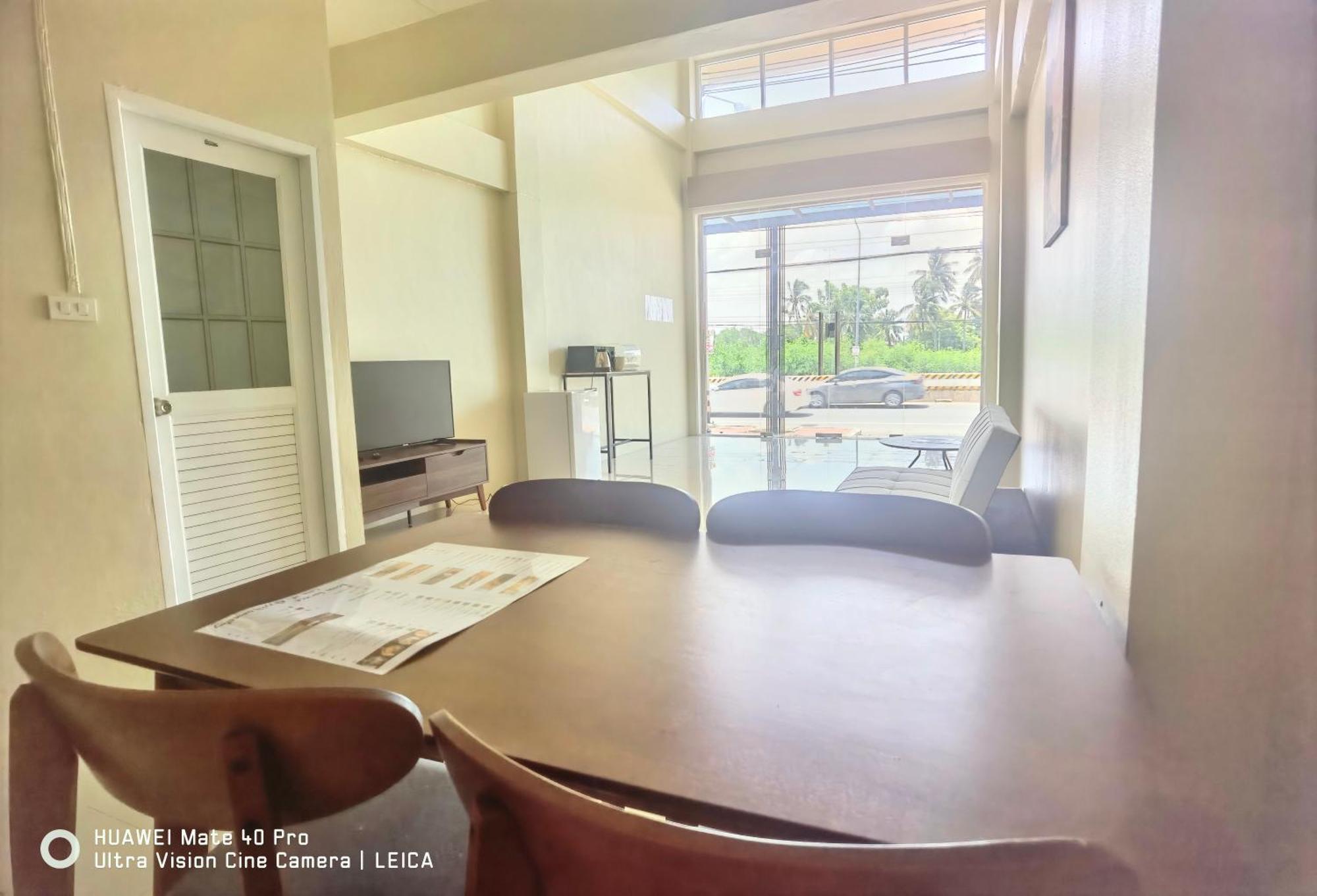 115 Townhouse Hotel Ban Khlong Krang Luaran gambar