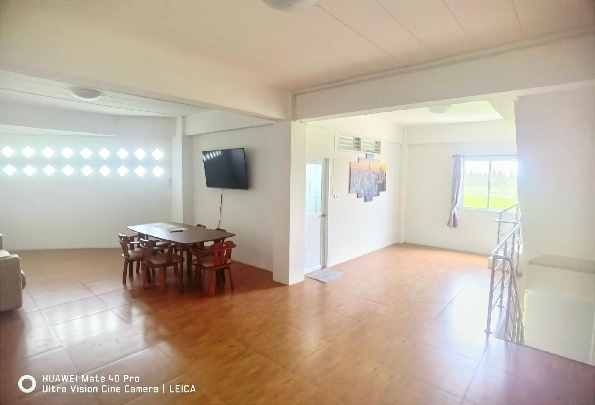 115 Townhouse Hotel Ban Khlong Krang Luaran gambar