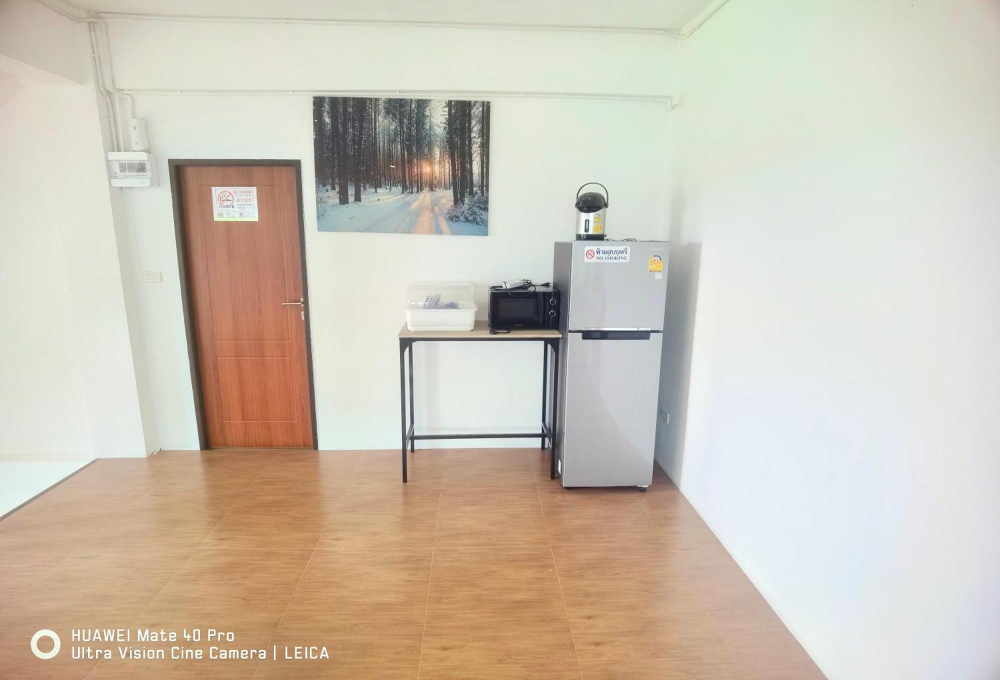115 Townhouse Hotel Ban Khlong Krang Luaran gambar