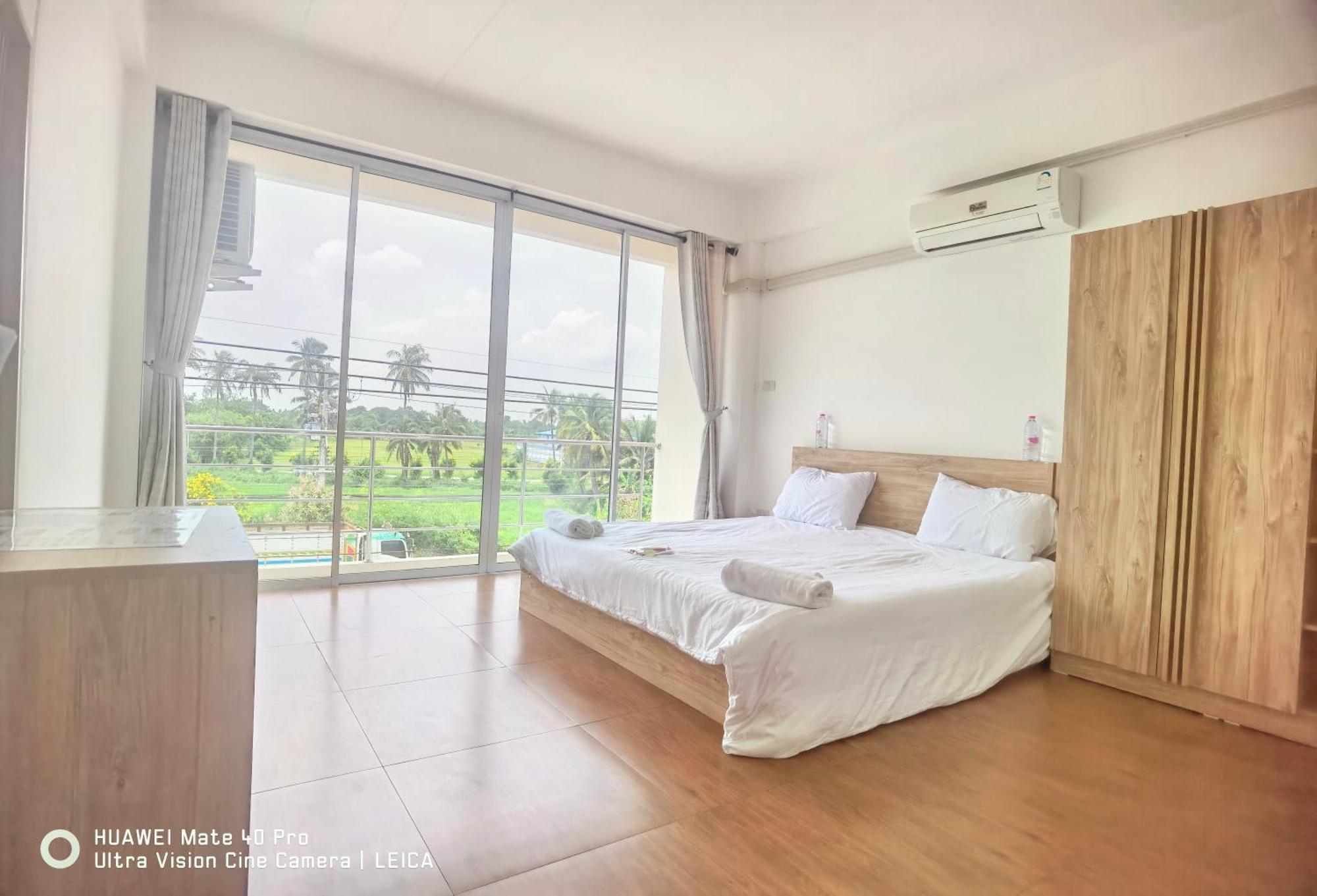 115 Townhouse Hotel Ban Khlong Krang Luaran gambar