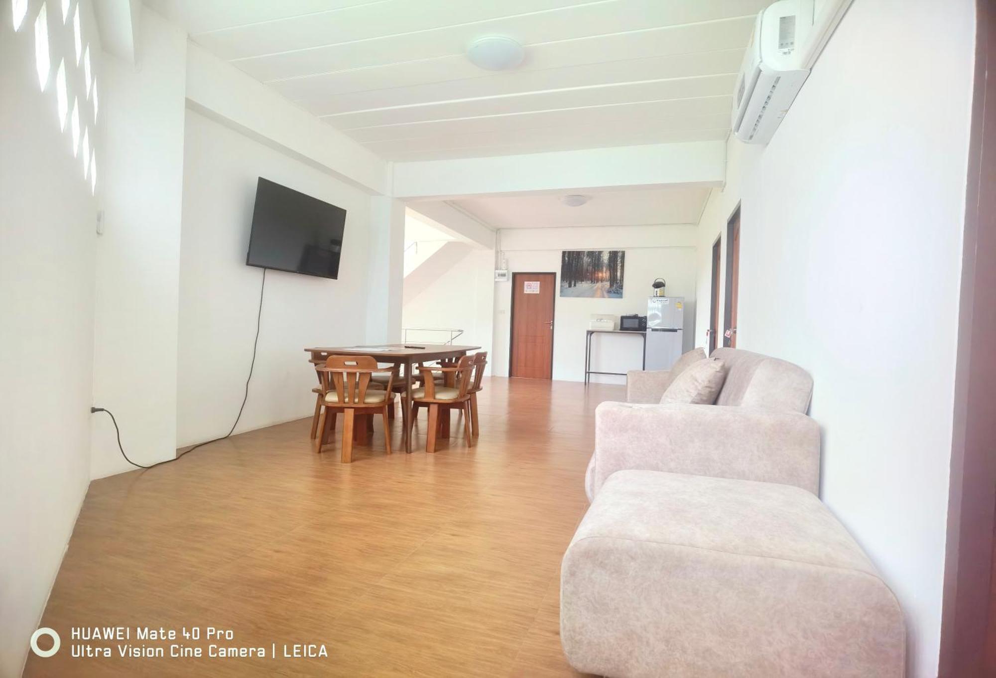 115 Townhouse Hotel Ban Khlong Krang Luaran gambar