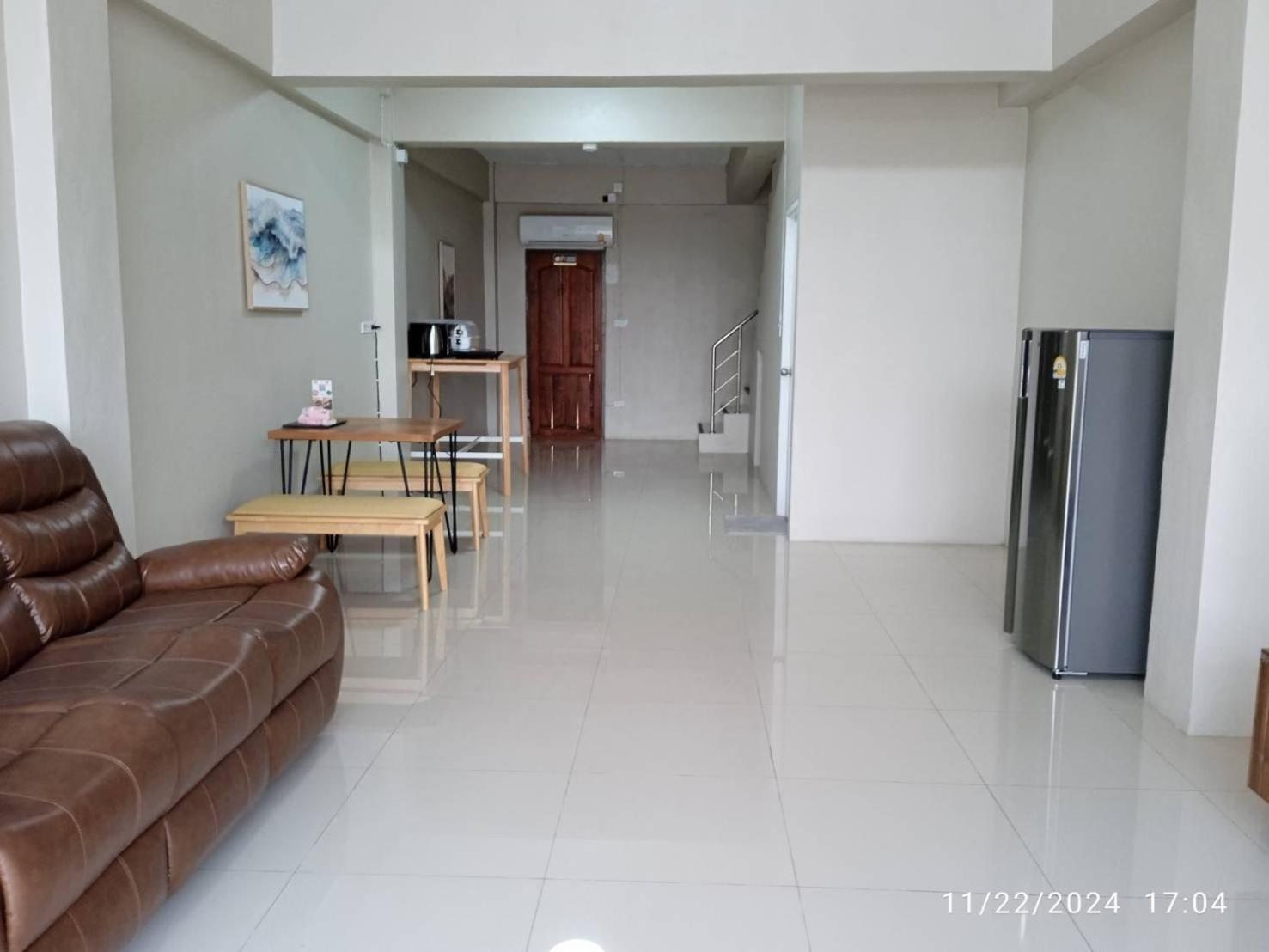 115 Townhouse Hotel Ban Khlong Krang Luaran gambar